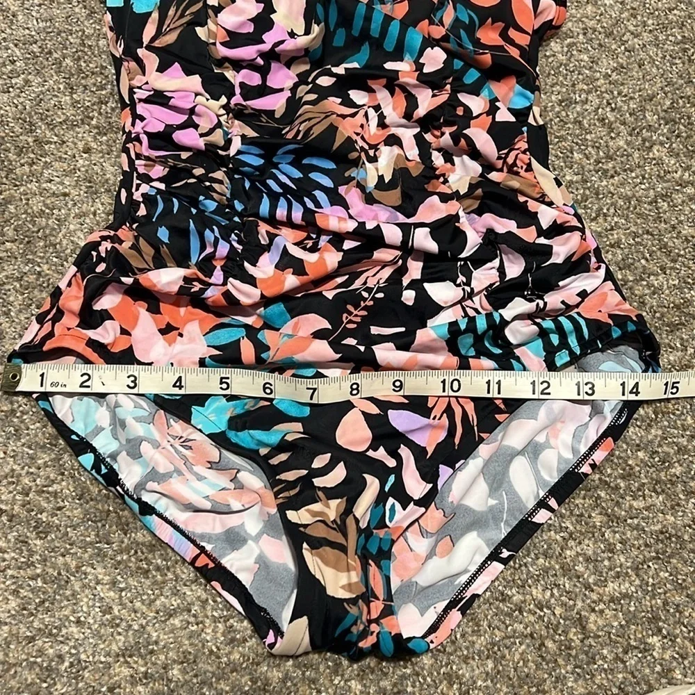 Aqua Green Tropical Ruched Princess Seamed One‎ Piece Bathing Suit size Medium